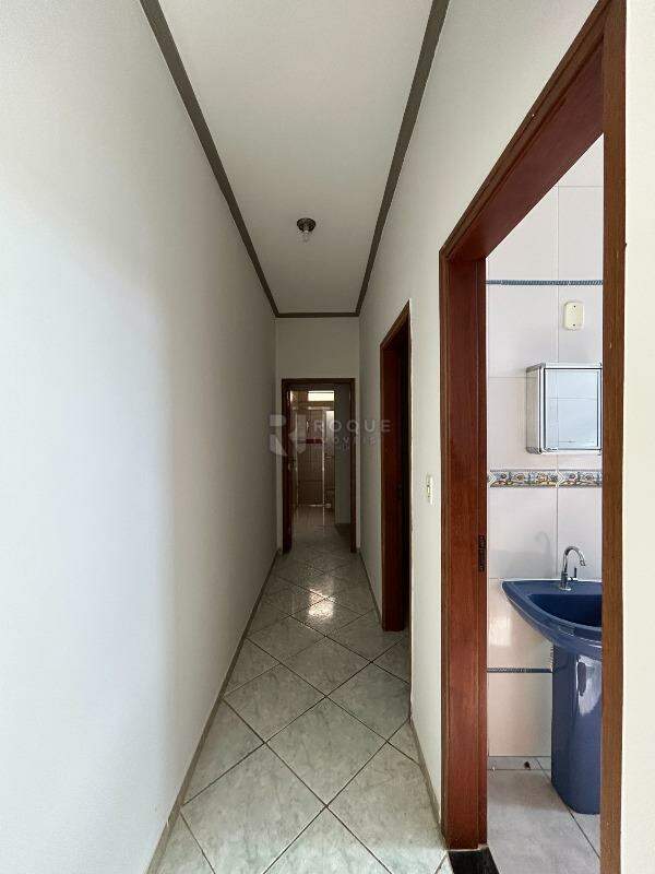 Casa Residencial para aluguel no bairro Vila Piza: Hall