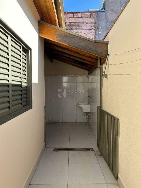 Casa Residencial para aluguel no bairro Vila Piza: Área de serviço