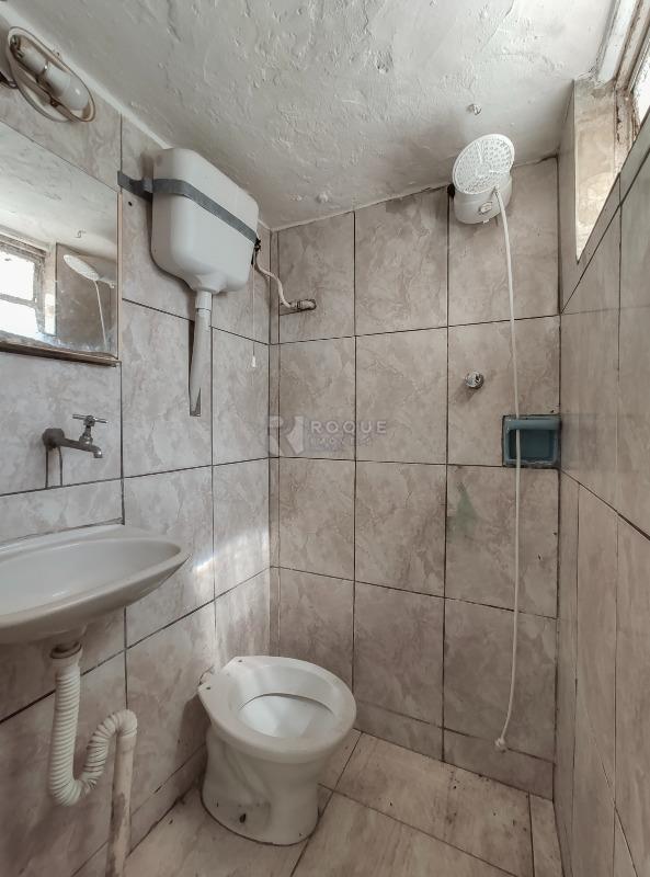 Casa Residencial para aluguel no bairro Vila Camargo: WC social 