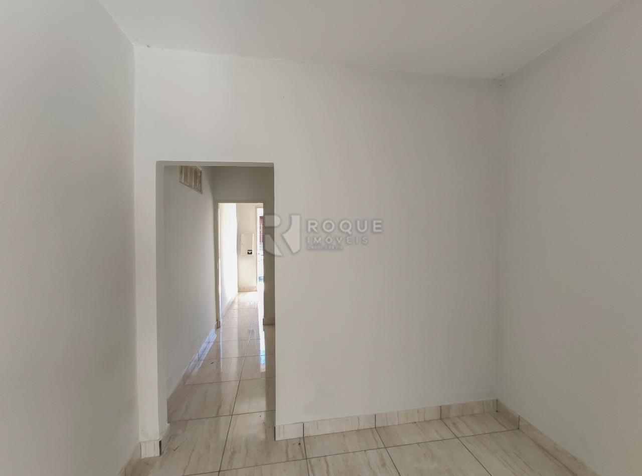 Casa Residencial para aluguel no bairro Vila Camargo: Dormitório 