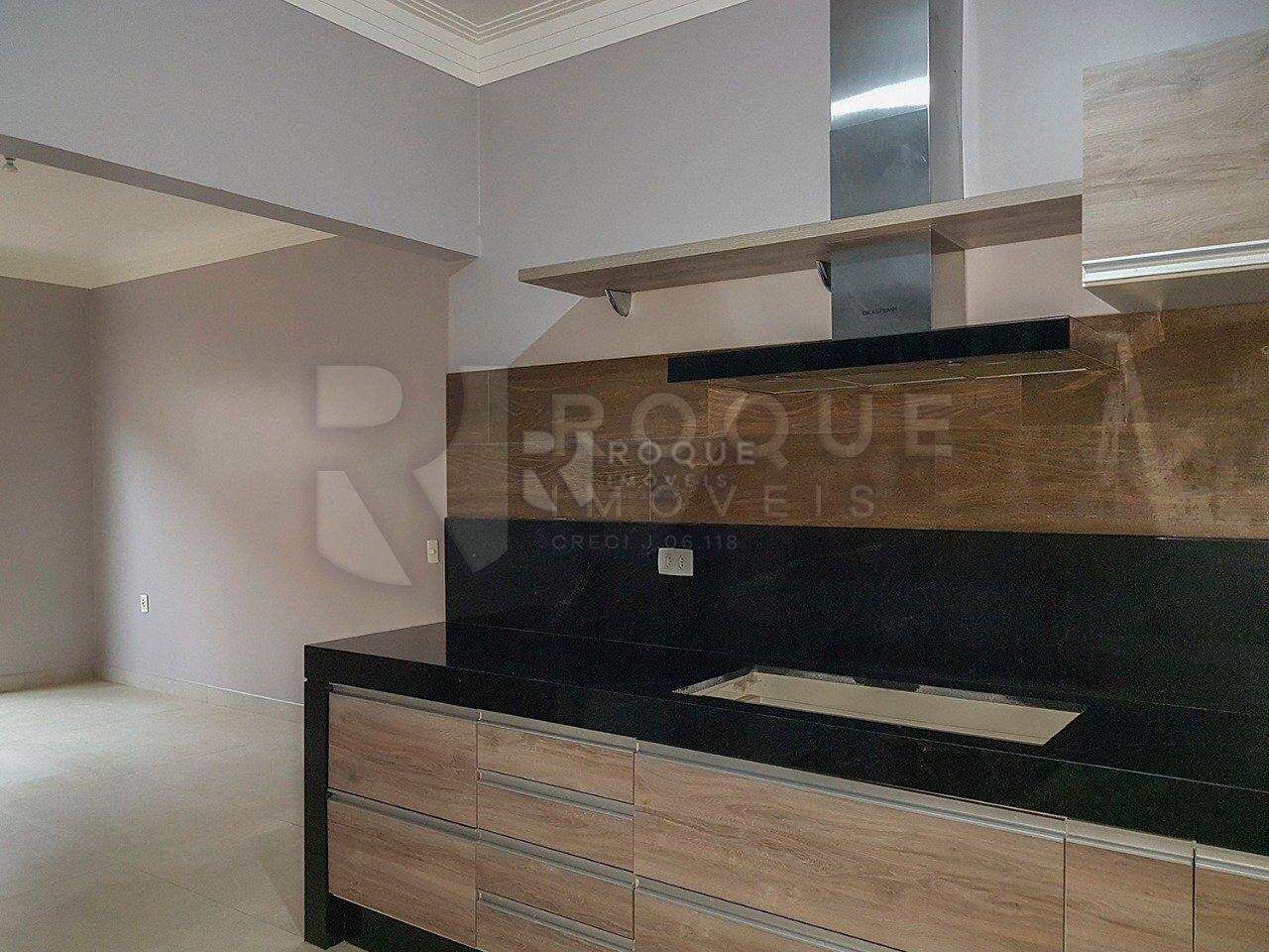 Casa Residencial para aluguel no bairro Parque Hippolyto: Cozinha
