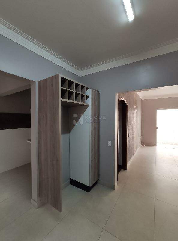 Casa Residencial para aluguel no bairro Parque Hippolyto: Cozinha