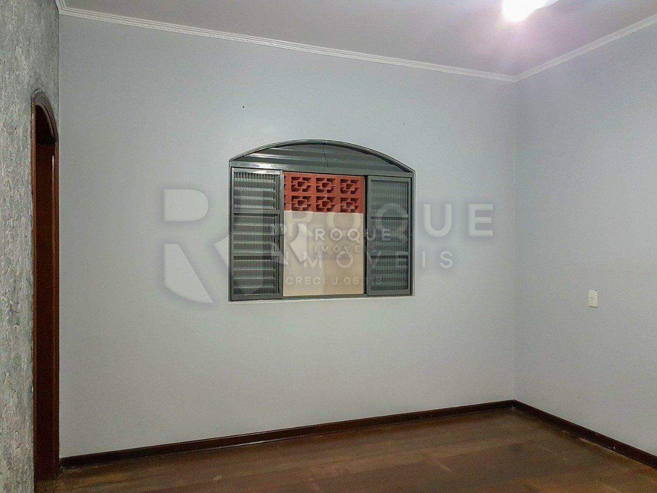 Casa Residencial para aluguel no bairro Parque Hippolyto: Despejo