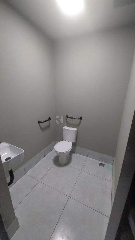 Barracão/Galpão para aluguel no bairro Centro: WC social 2