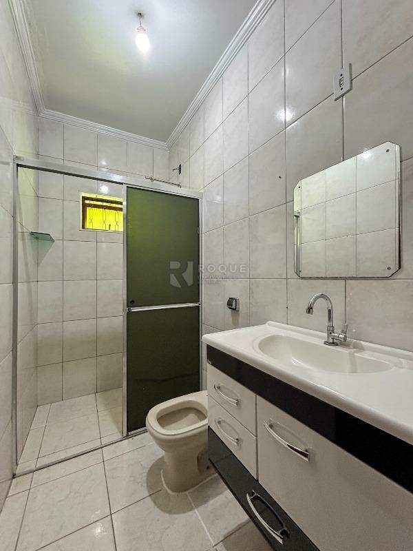 Casa Residencial para aluguel no bairro Jardim das Palmeiras: WC social