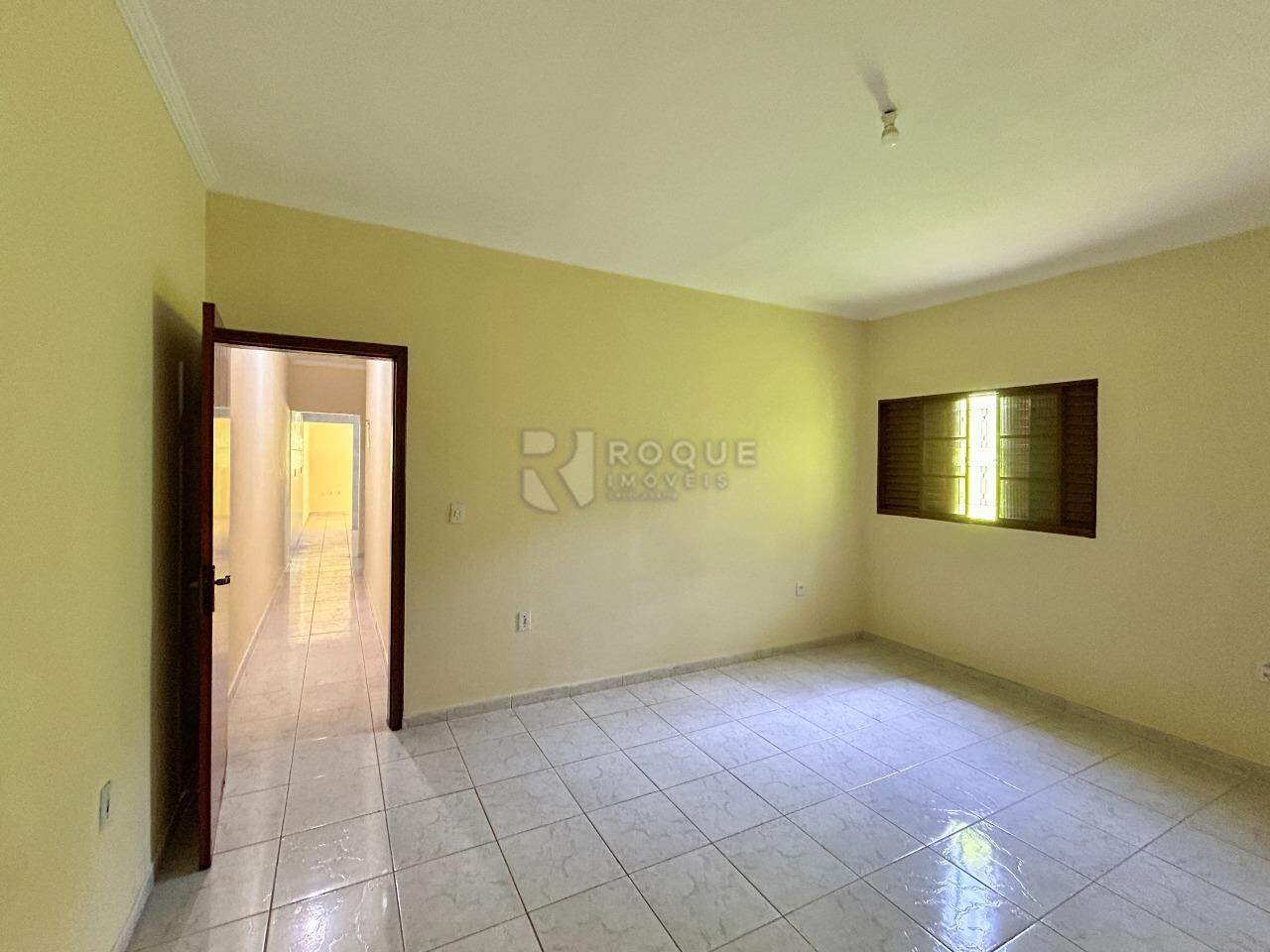 Casa Residencial para aluguel no bairro Jardim das Palmeiras: Dormitório 2 suíte
