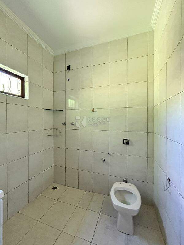 Casa Residencial para aluguel no bairro Jardim das Palmeiras: WC suíte