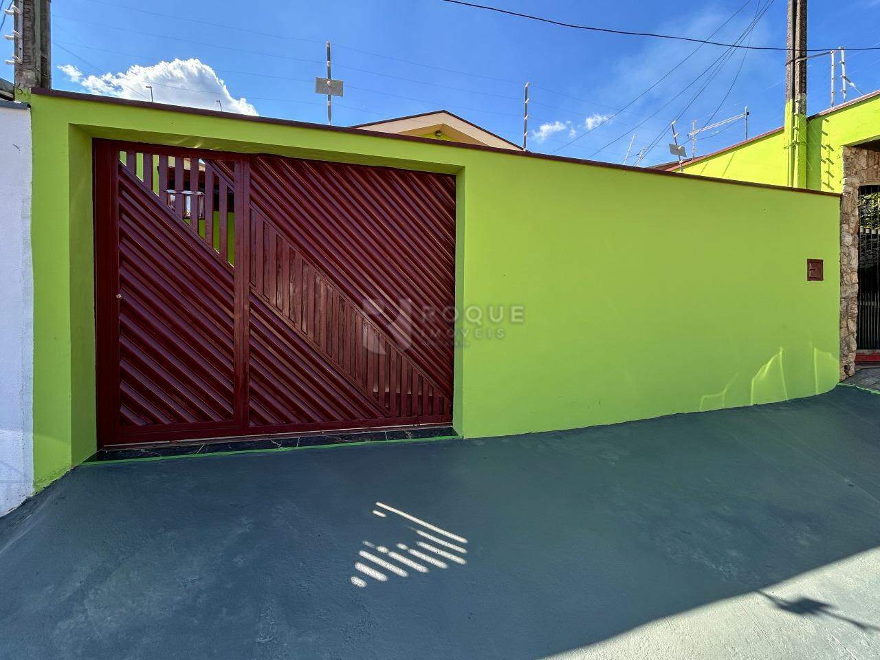 Casa Residencial para aluguel no bairro Jardim das Palmeiras: Fachada