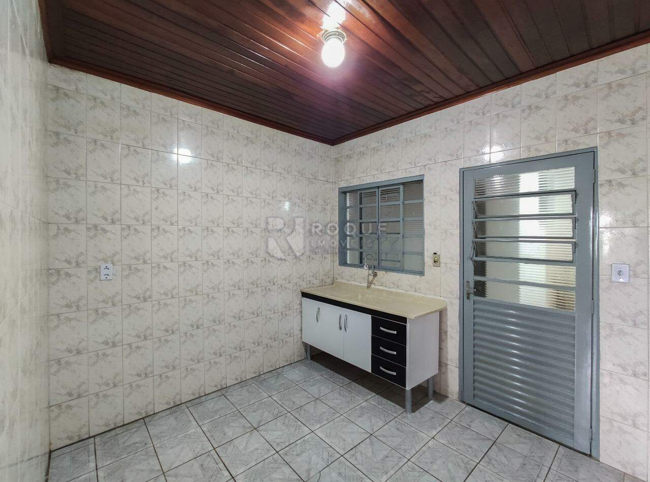 Casa Residencial para aluguel no bairro Vila Rocha: Cozinha 