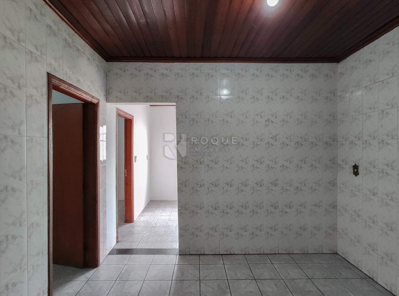 Casa Residencial para aluguel no bairro Vila Rocha: Cozinha 