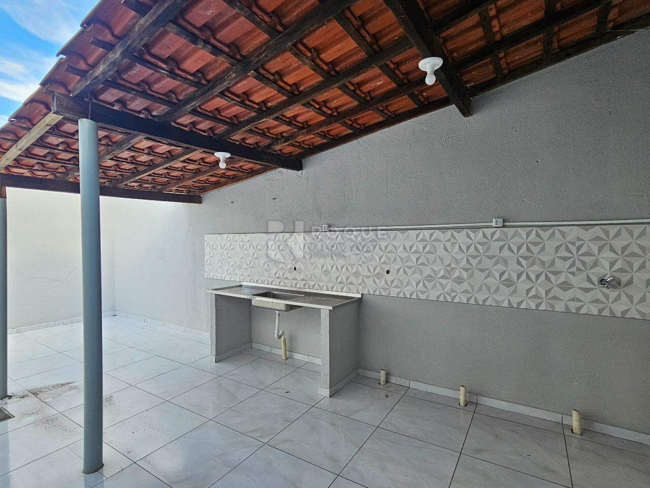 Casa Residencial para aluguel no bairro Jardim Nova Suiça: Área de serviço