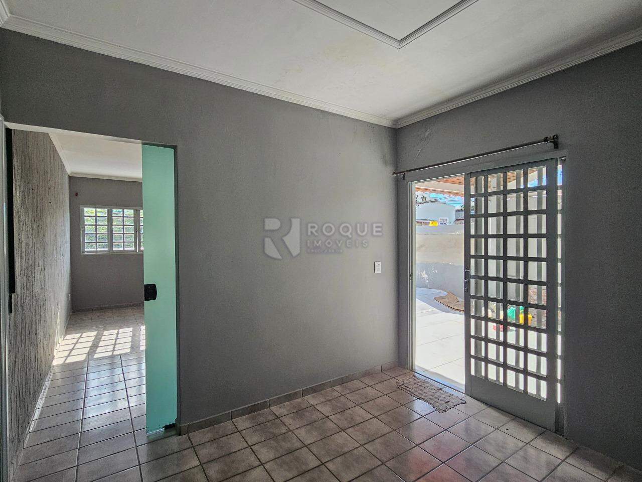 Casa Residencial para aluguel no bairro Jardim Nova Suiça: Sala