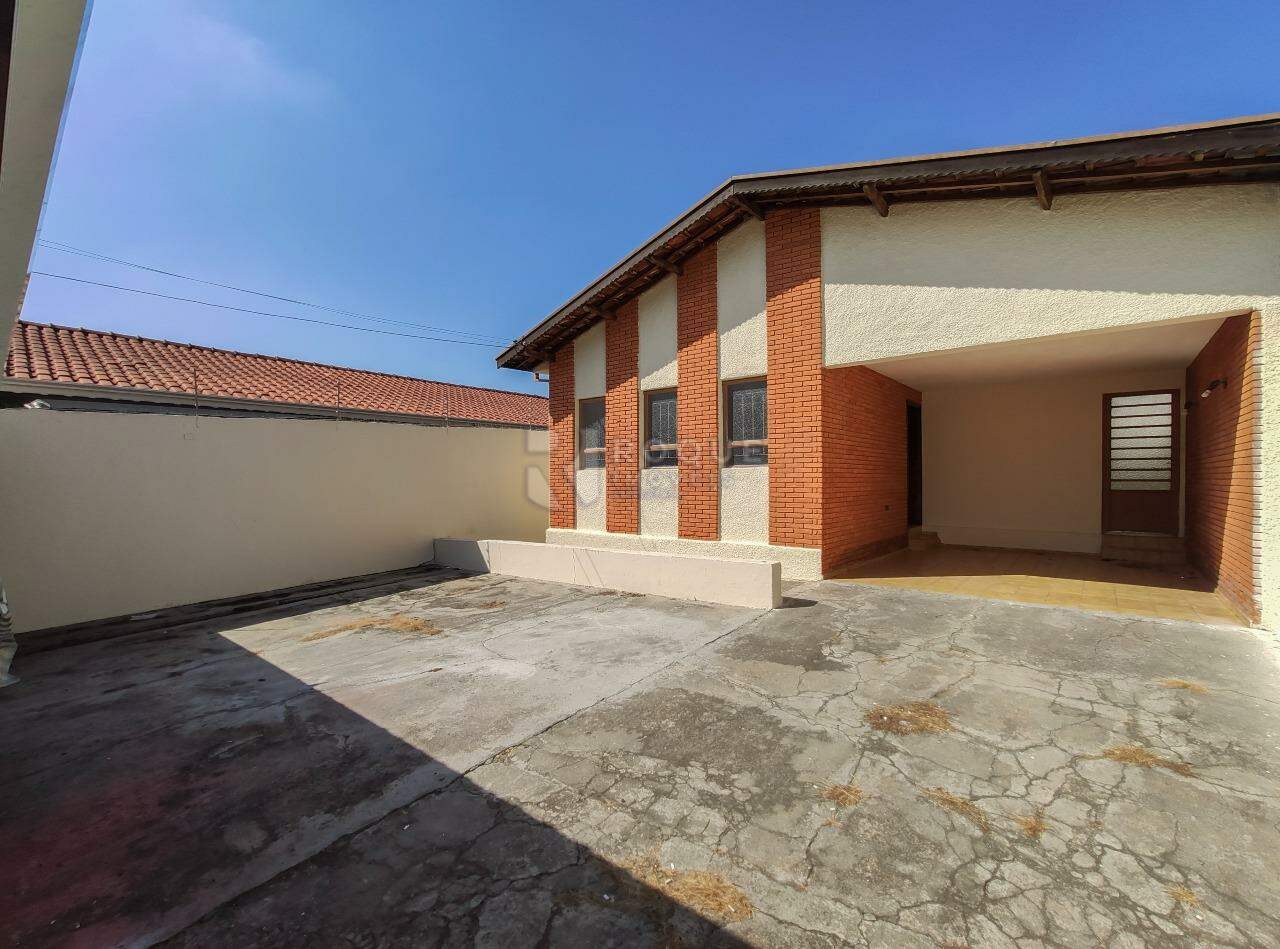 Casa Residencial para aluguel no bairro Jardim Nova Europa: Frente 