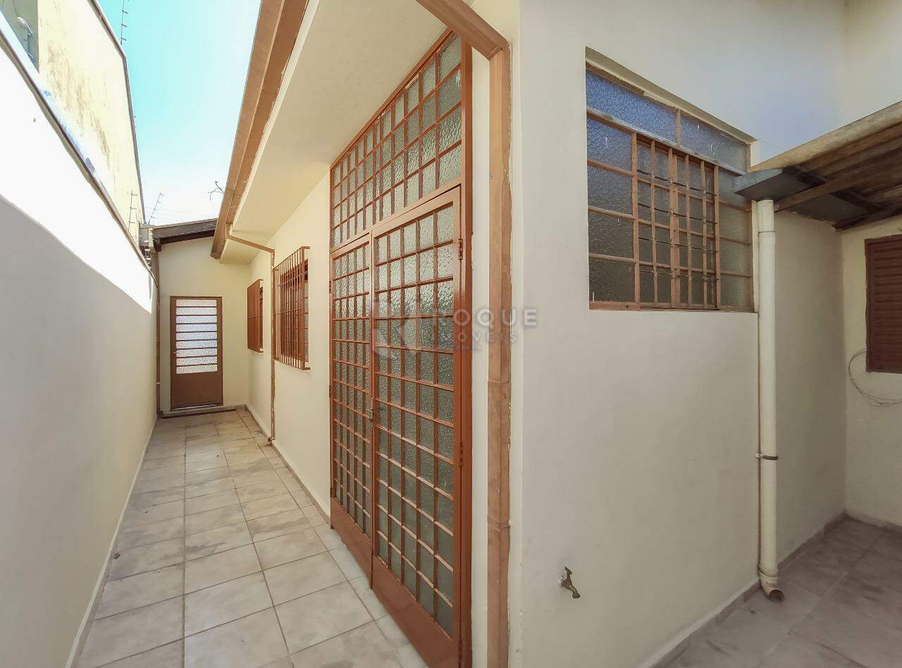 Casa Residencial para aluguel no bairro Jardim Nova Europa: Corredor 