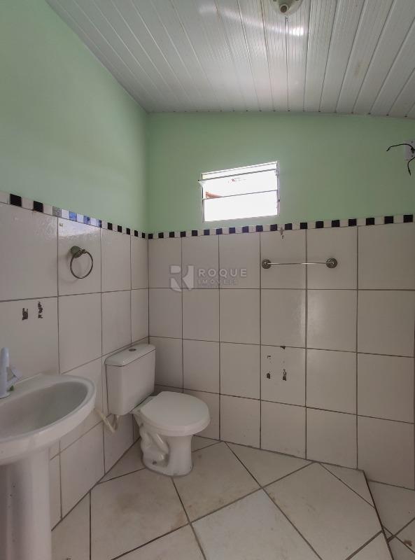 Casa Residencial para aluguel no bairro Centro: WC social 