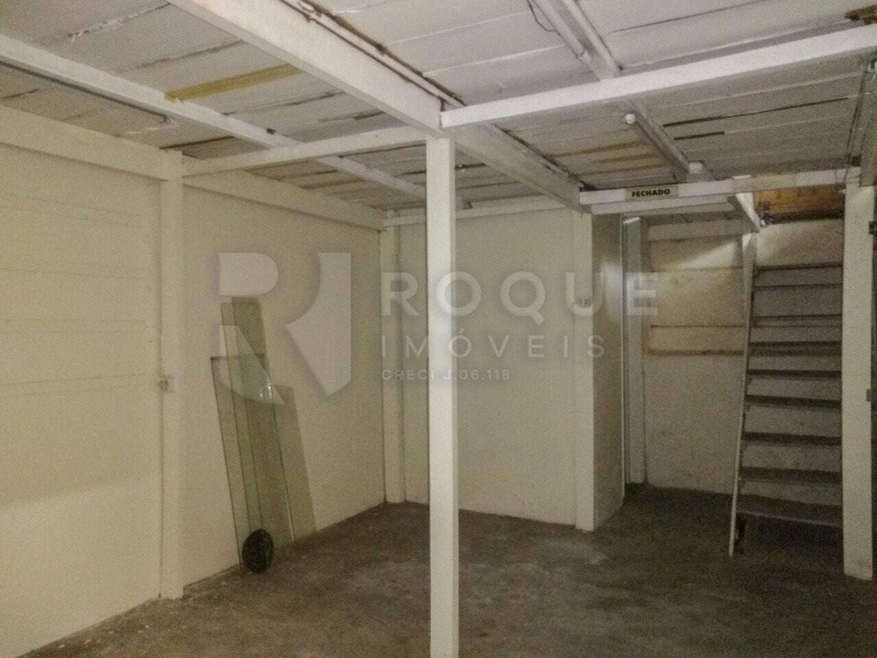 Loja para aluguel no bairro Centro: Sala fundo