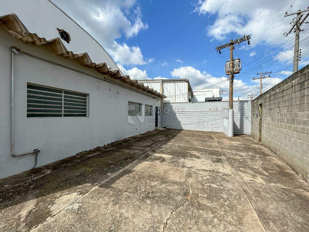 Barracão/Galpão para aluguel no bairro Parque Egisto Ragazzo: Frente 