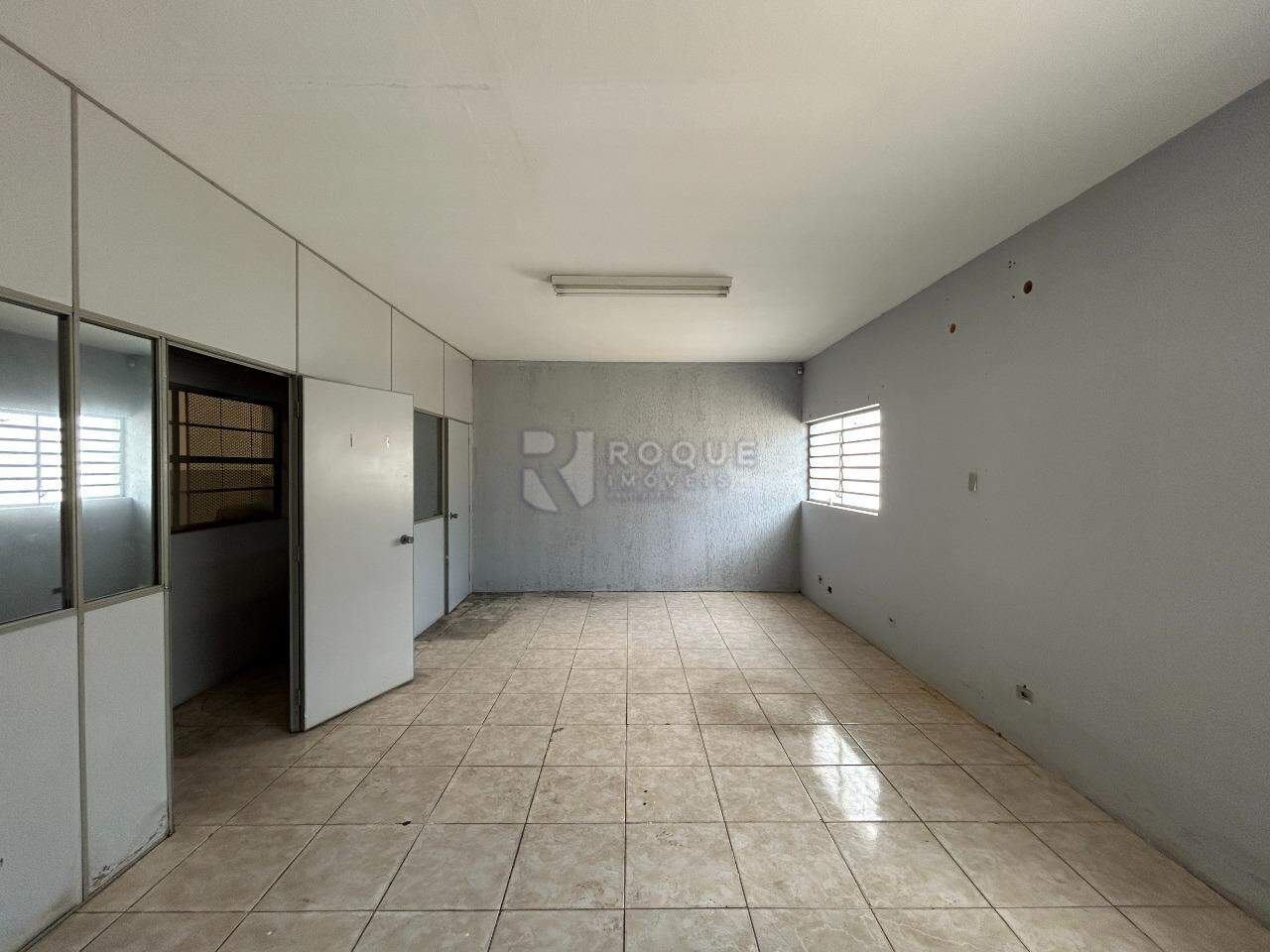 Barracão/Galpão para aluguel no bairro Parque Egisto Ragazzo: Sala 2
