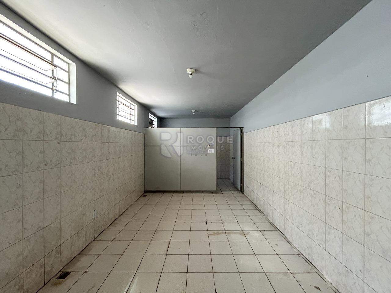 Barracão/Galpão para aluguel no bairro Parque Egisto Ragazzo: Sala 1