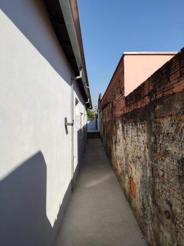 Casa Residencial para aluguel no bairro Jardim Santa Cecília: Corredor