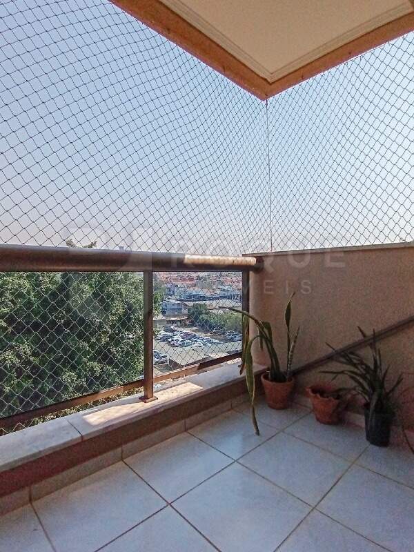 Apartamento para aluguel no bairro Jardim Nova Itália: Sacada