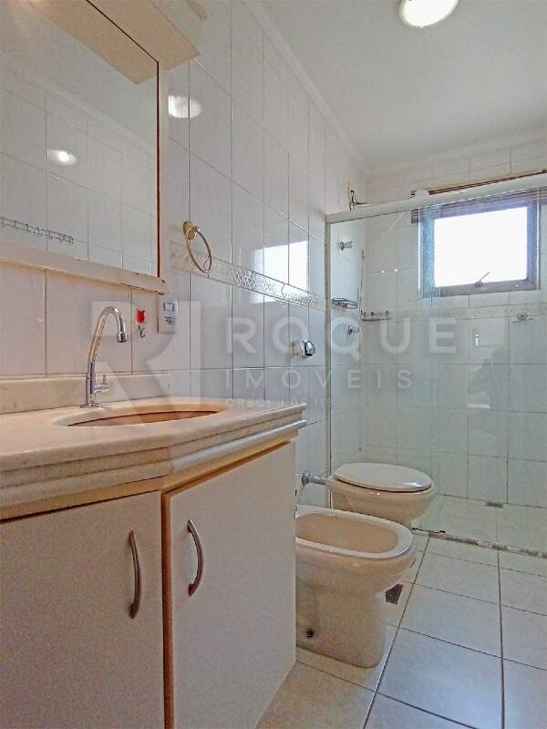 Apartamento para aluguel no bairro Jardim Nova Itália: WC Suíte