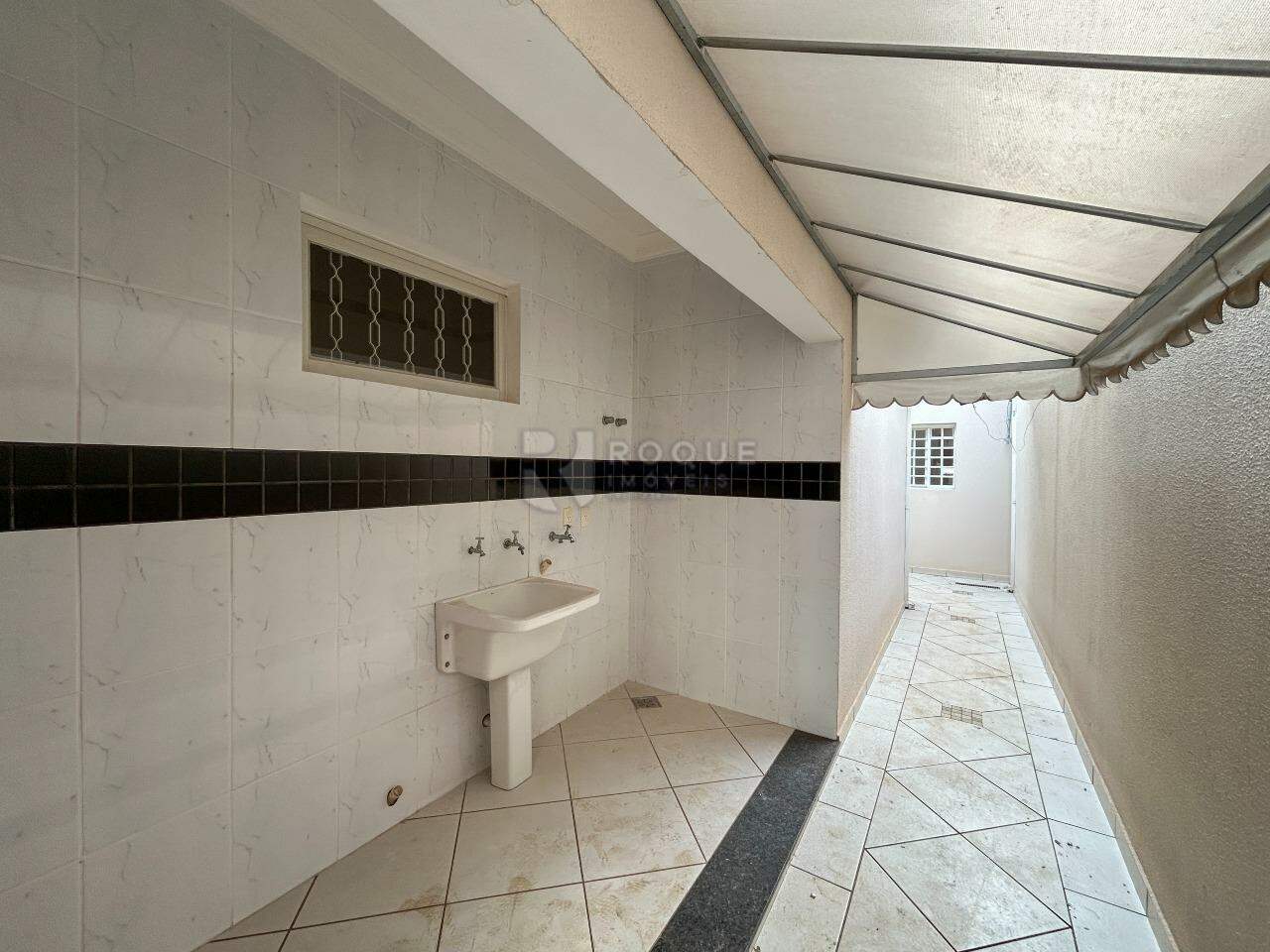 Casa Residencial para aluguel no bairro Jardim São Paulo: Área de serviço 