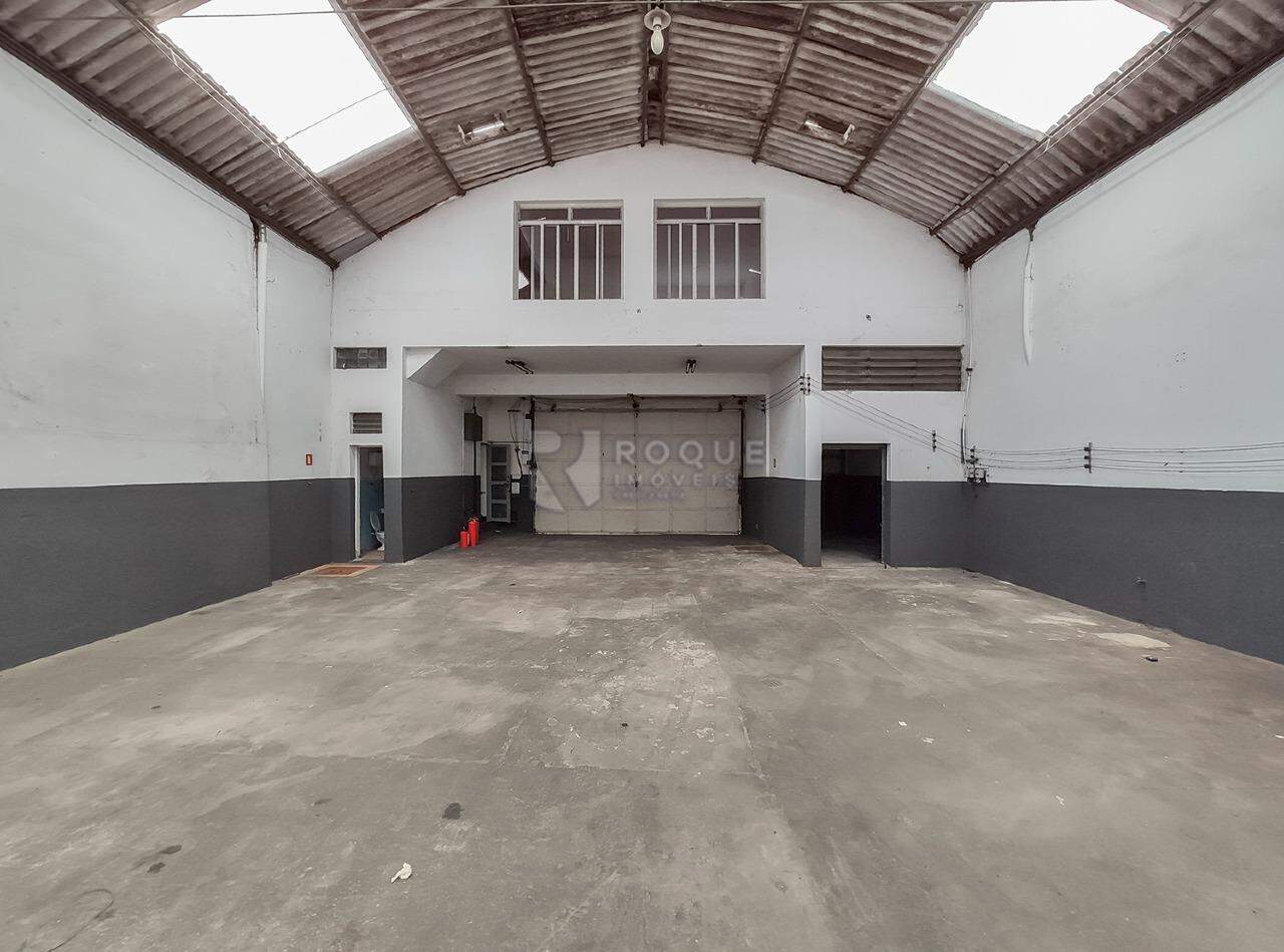 Barracão/Galpão para aluguel no bairro Centro: Galpão 