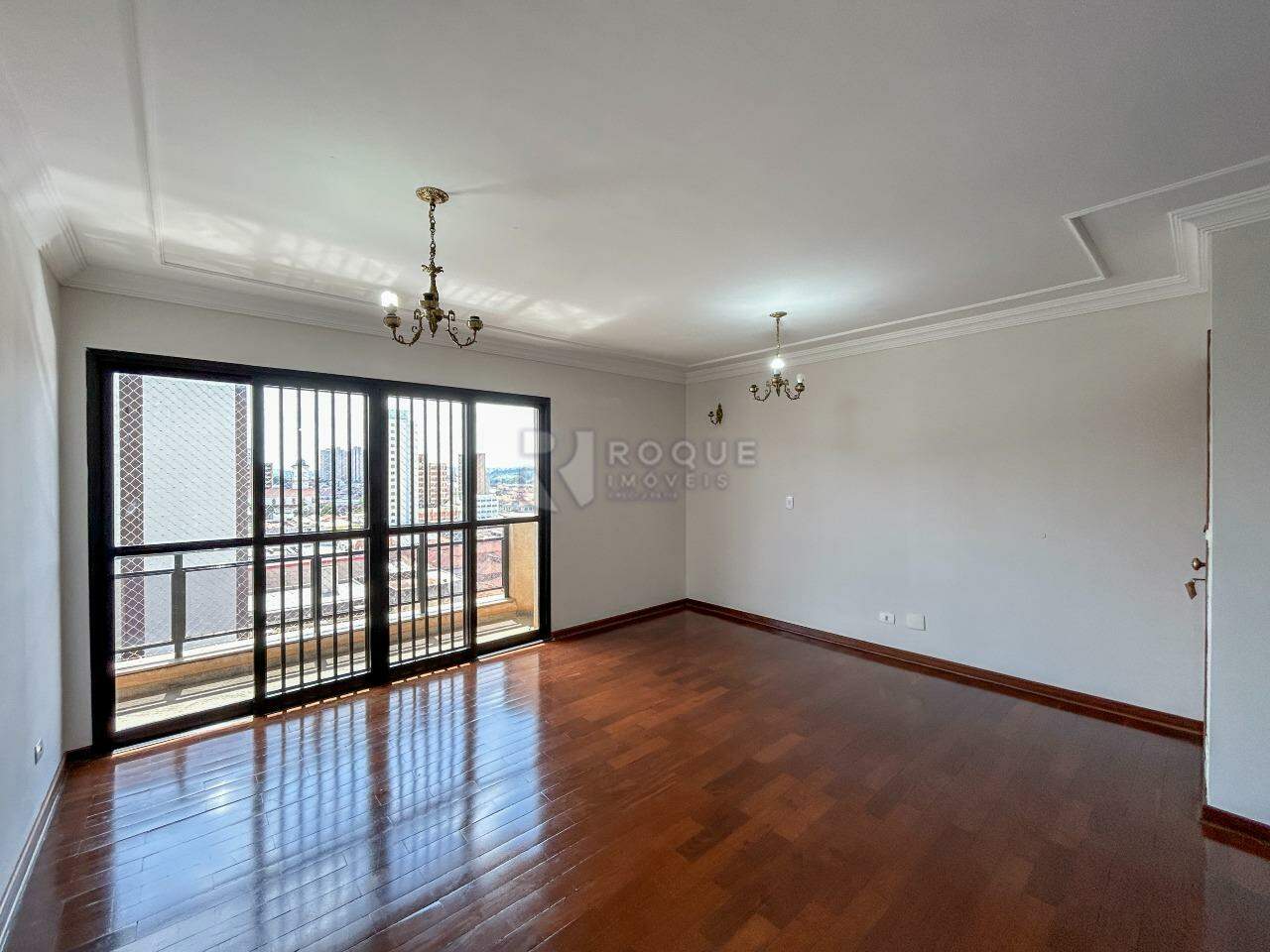 Apartamento para aluguel no bairro Centro: Sala 