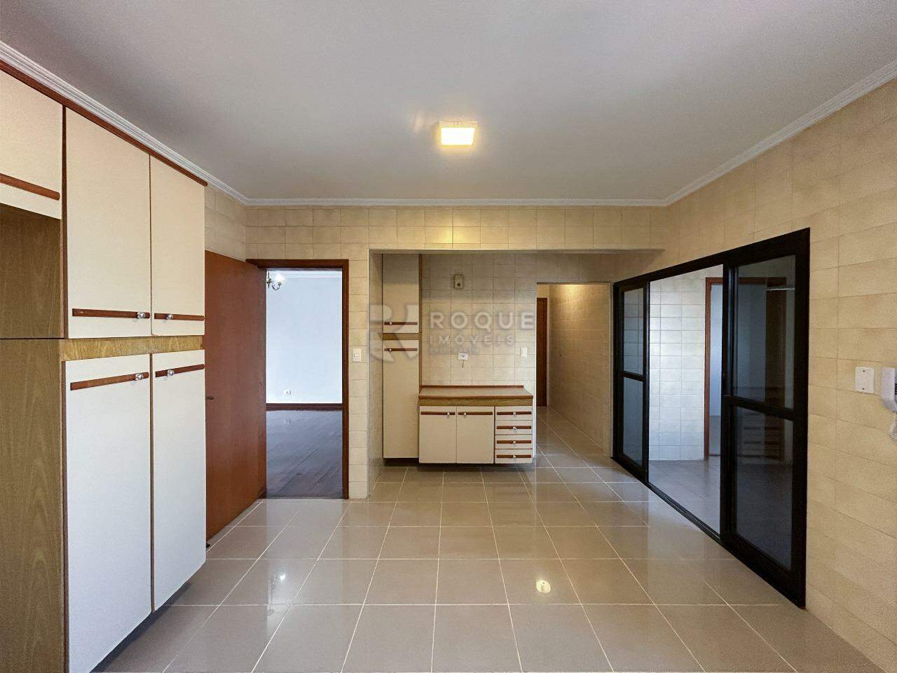 Apartamento para aluguel no bairro Centro: Cozinha