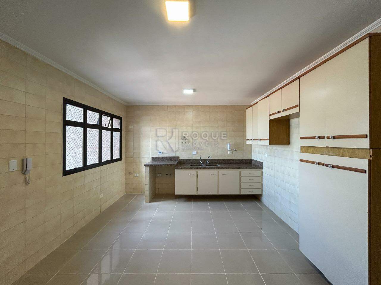Apartamento para aluguel no bairro Centro: Cozinha
