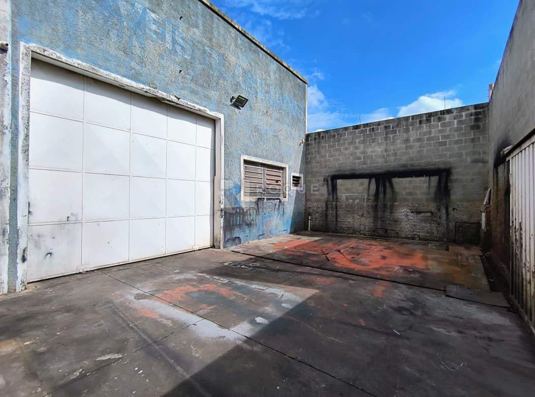 Barracão/Galpão para aluguel no bairro Vila Claudia: Frente 