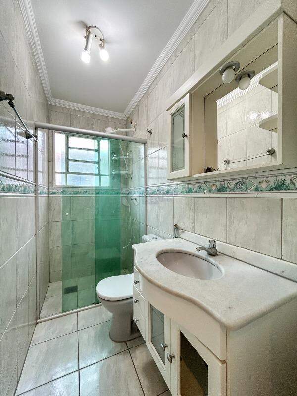 Apartamento para aluguel no bairro Itaipu: WC social 
