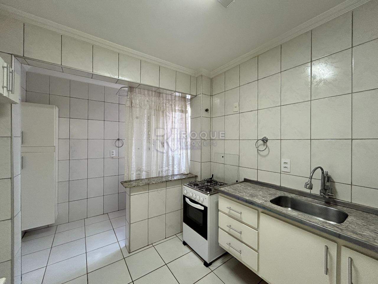 Apartamento para aluguel no bairro Itaipu: Cozinha