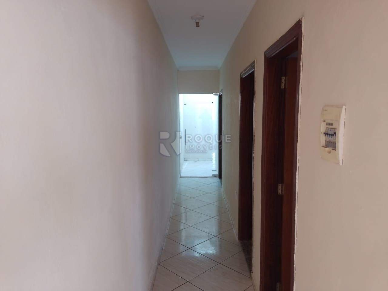 Casa Residencial para aluguel no bairro Jardim das Palmeiras: Hall dos dormitórios 