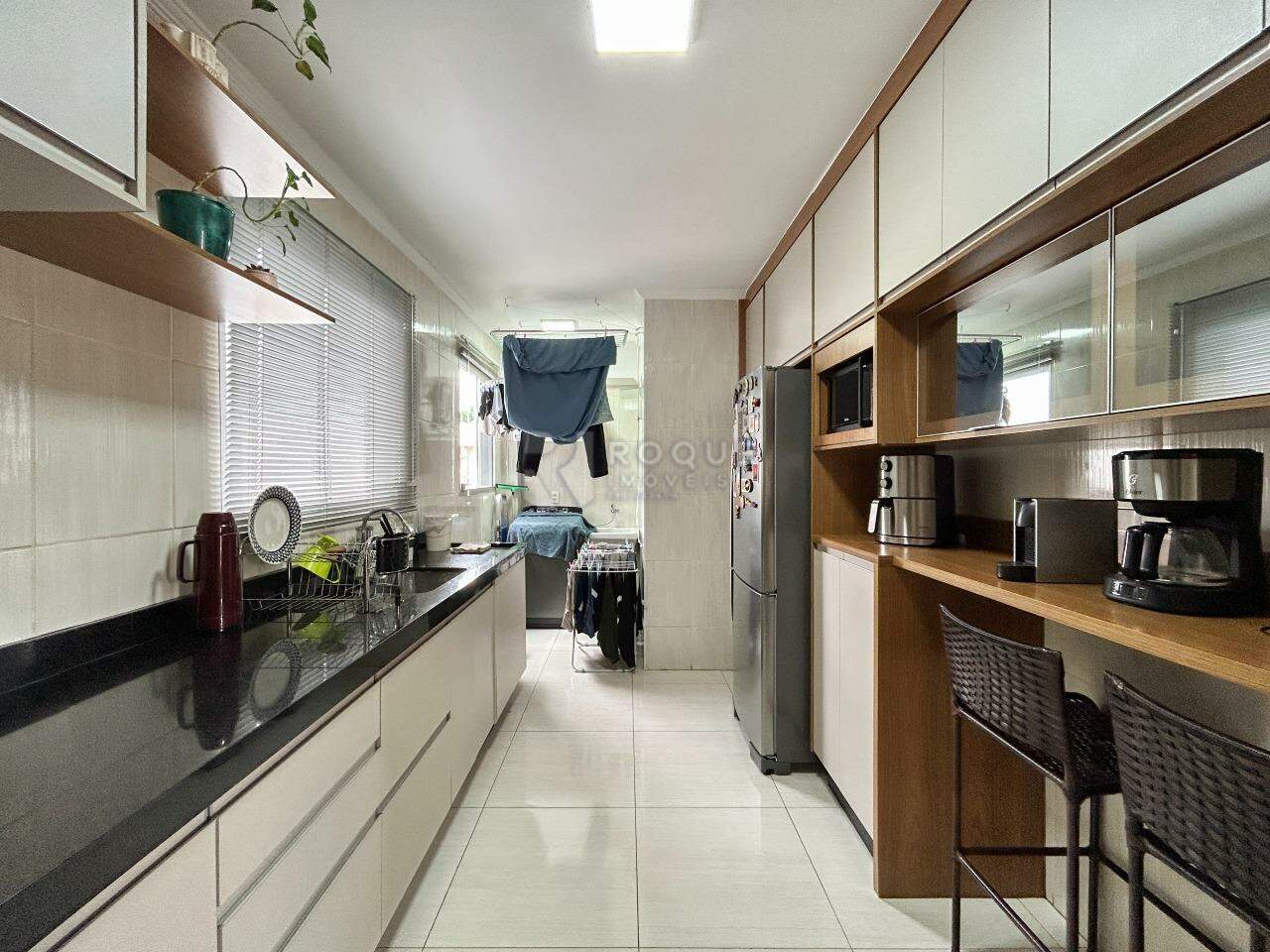 Apartamento para aluguel no bairro Chácaras Antonieta: Cozinha 