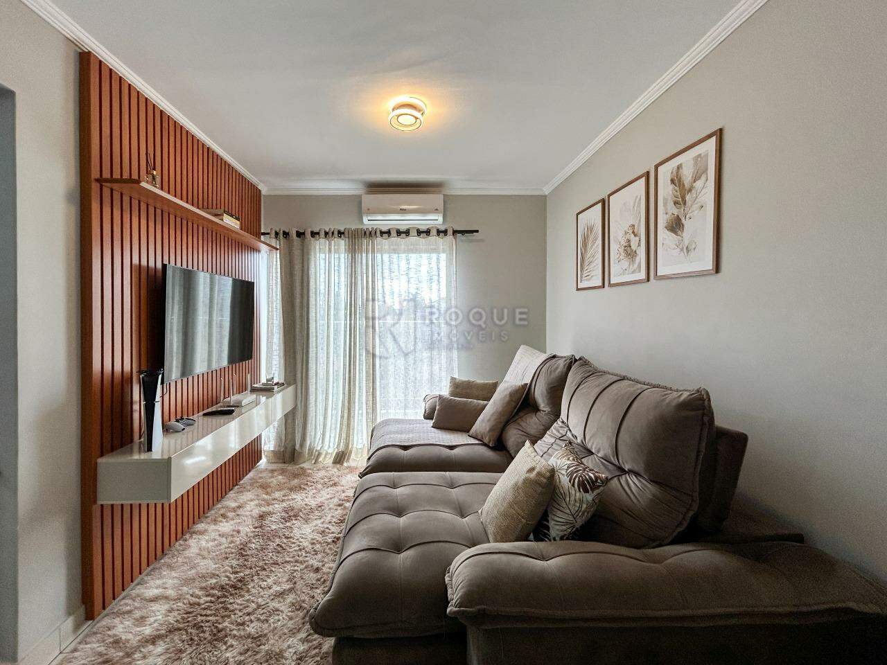 Apartamento para aluguel no bairro Chácaras Antonieta: Sala