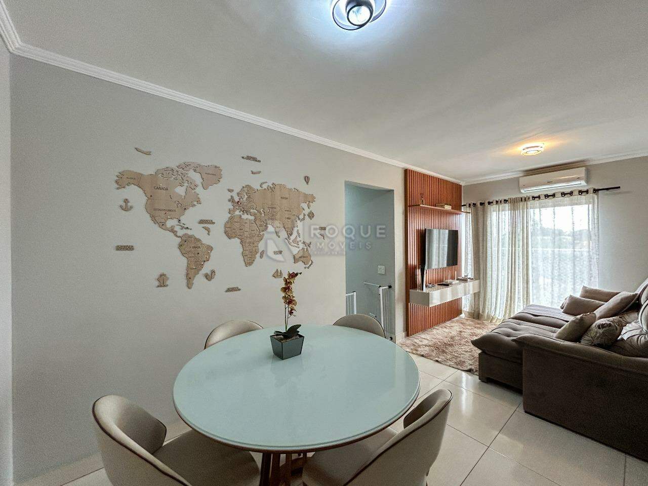 Apartamento para aluguel no bairro Chácaras Antonieta: Sala
