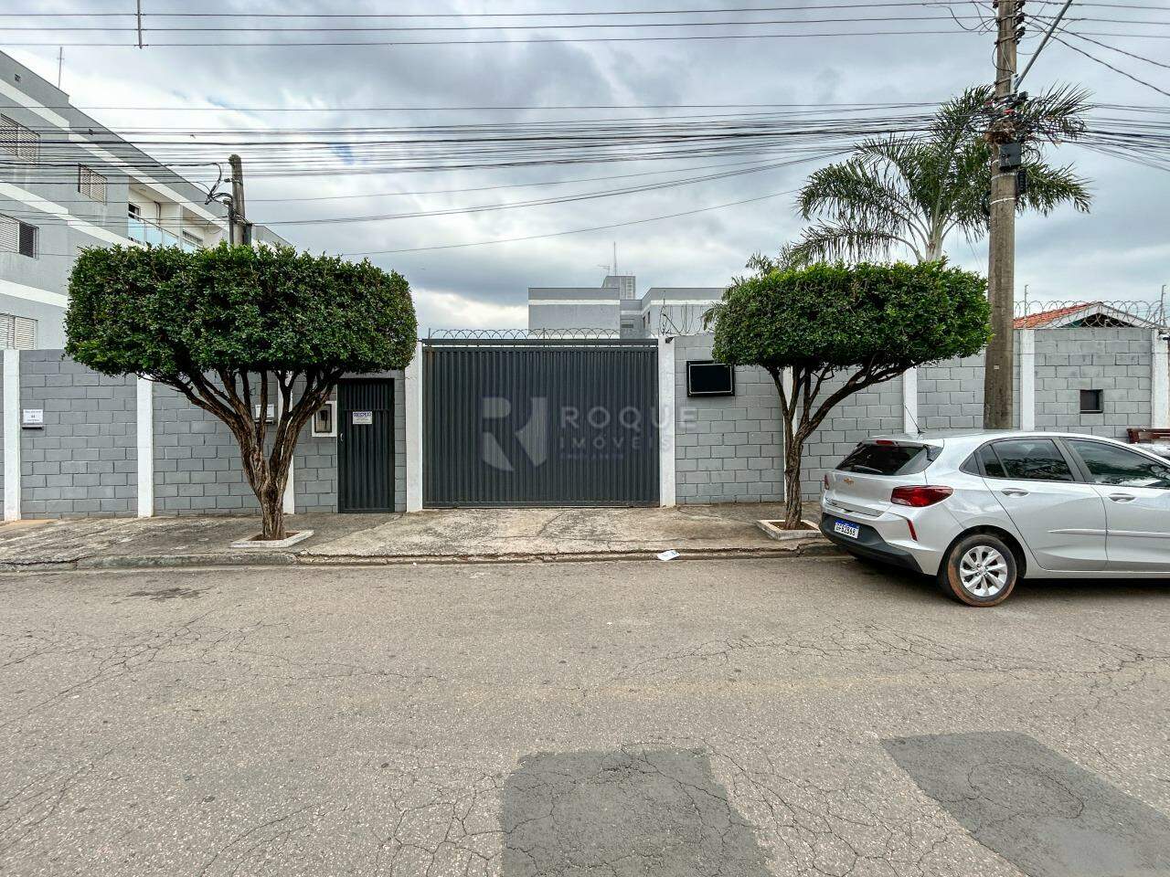 Apartamento para aluguel no bairro Chácaras Antonieta: Fachada 