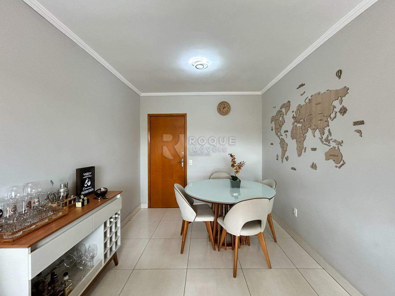 Apartamento para aluguel no bairro Chácaras Antonieta: Sala