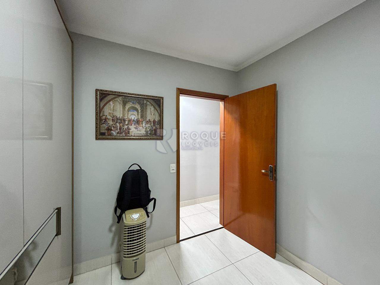 Apartamento para aluguel no bairro Chácaras Antonieta: Dormitório 2