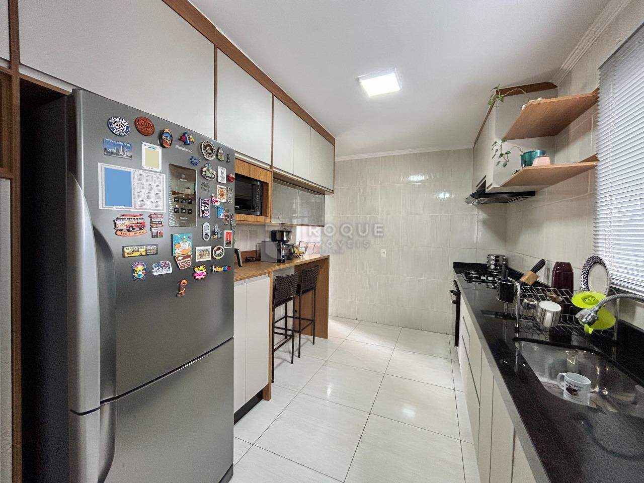 Apartamento para aluguel no bairro Chácaras Antonieta: Cozinha 