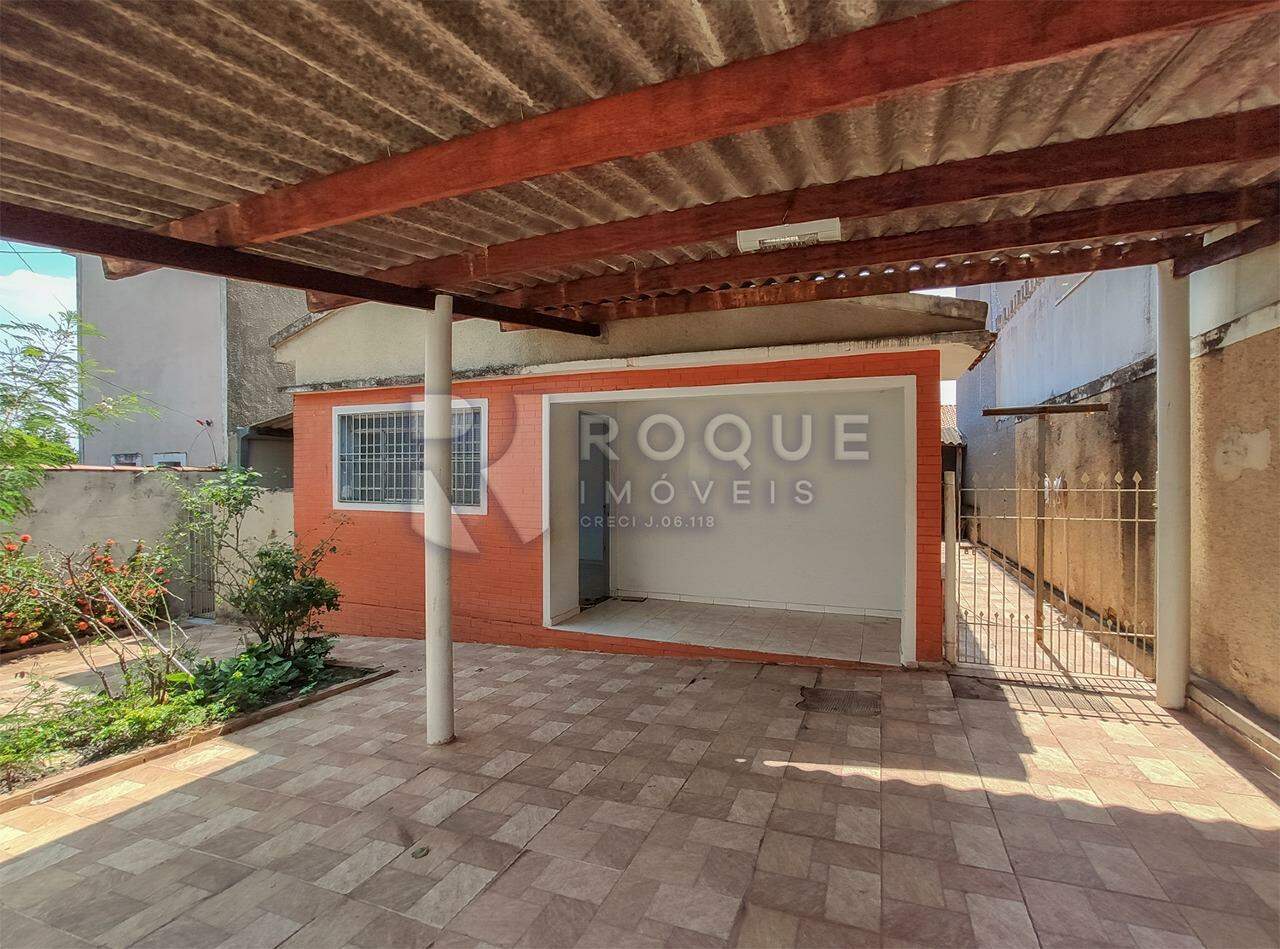 Casa Residencial para aluguel no bairro Vila Camargo: Garagem 