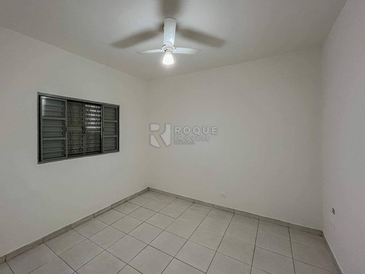 Casa Residencial para aluguel no bairro Vila Camargo: Dormitório 2