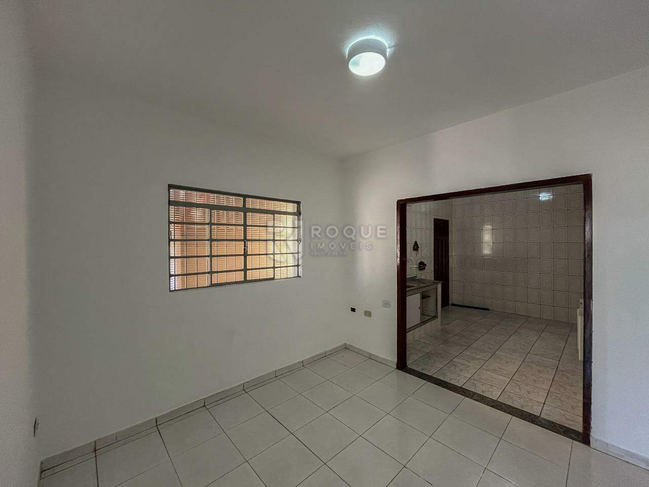 Casa Residencial para aluguel no bairro Vila Camargo: Copa