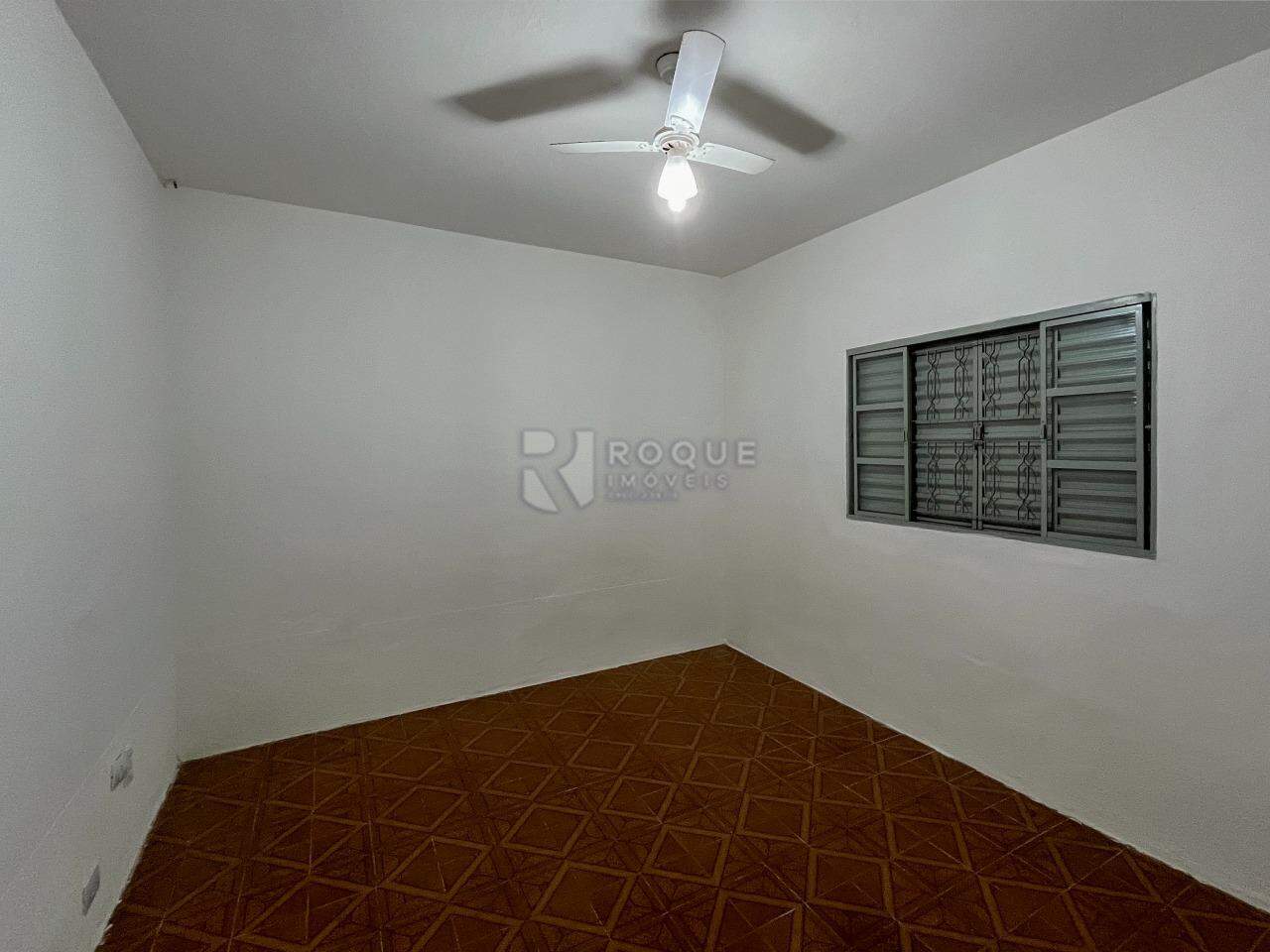 Casa Residencial para aluguel no bairro Vila Camargo: Dormitório 1