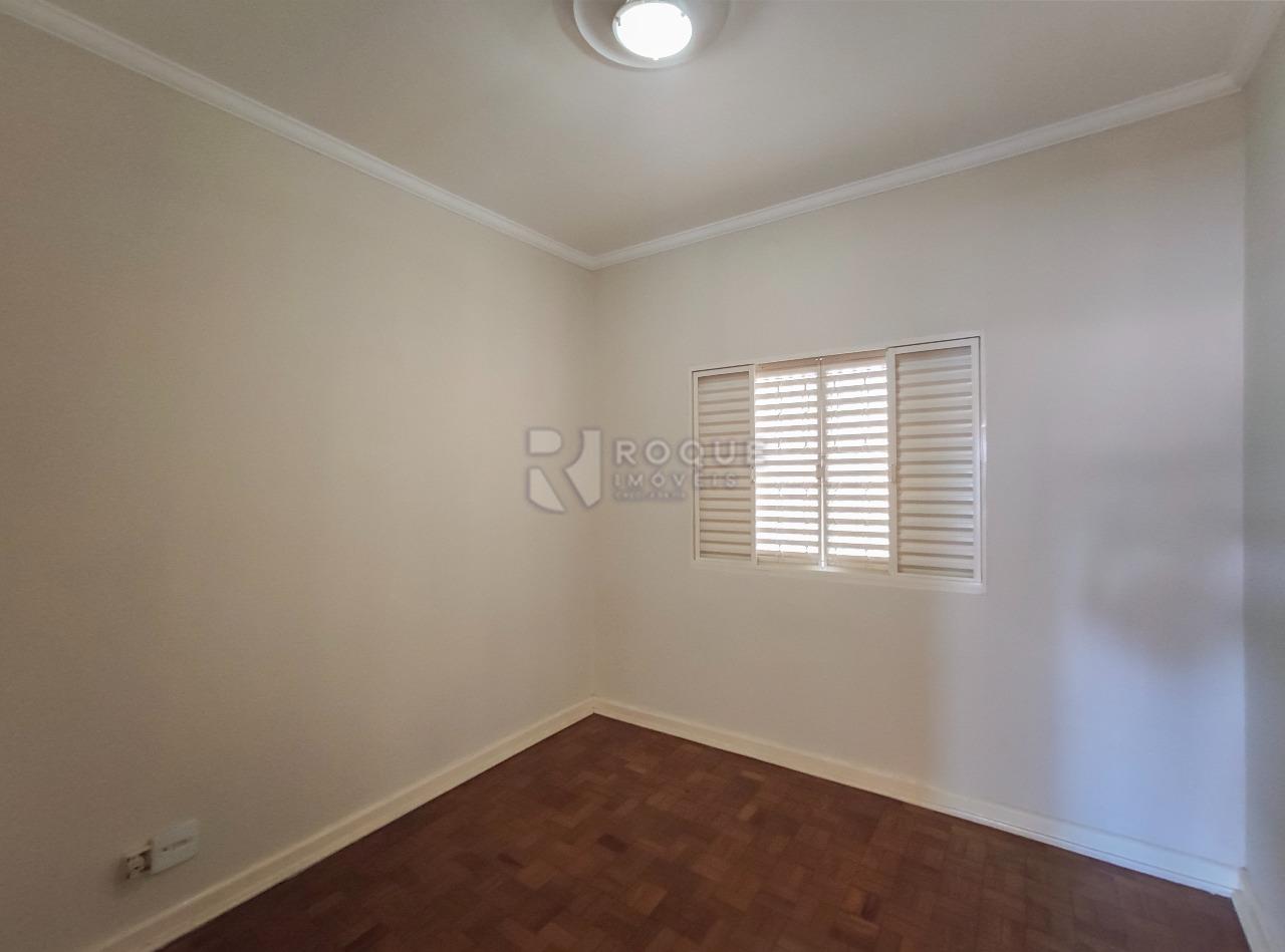 Casa Comercial para aluguel no bairro Centro: Dormitório 3 segundo andar