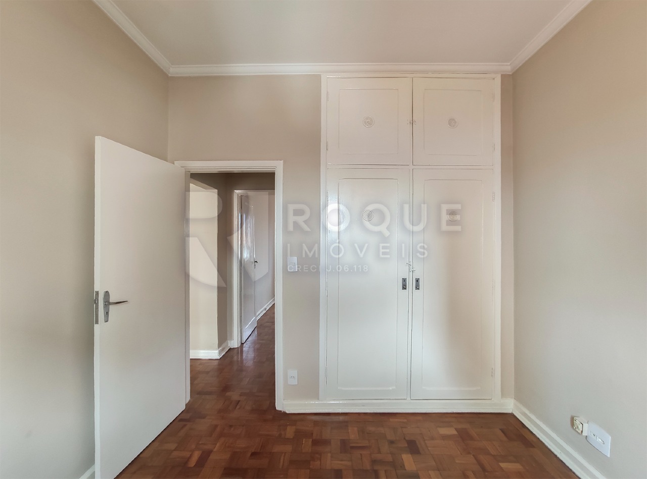 Casa Comercial para aluguel no bairro Centro: Dormitório 3 segundo andar