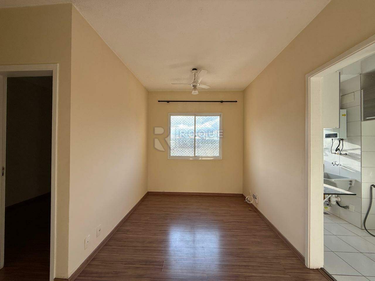Apartamento para aluguel no bairro Vila Queiroz: Sala