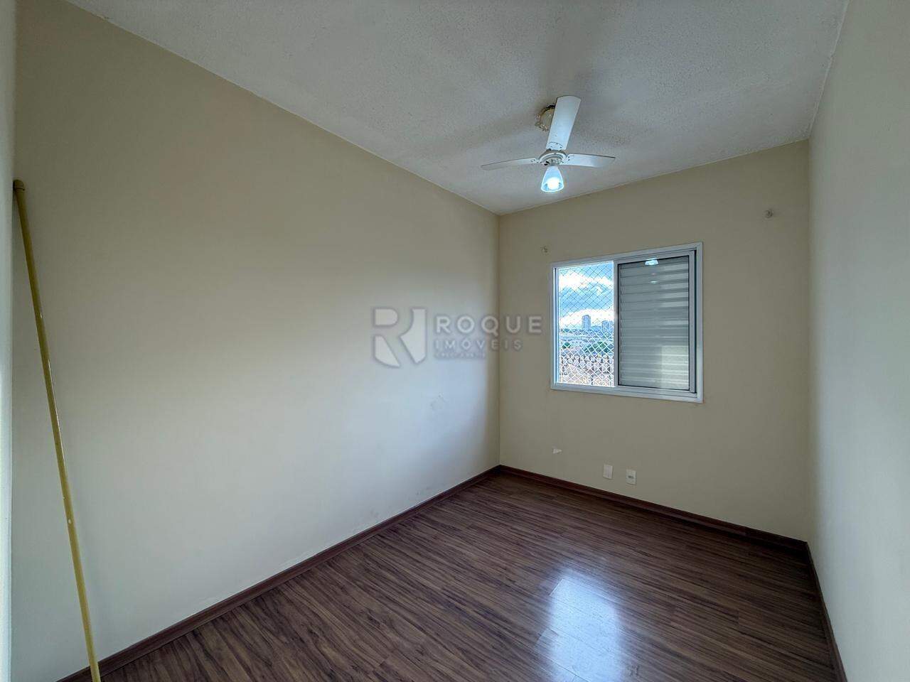 Apartamento para aluguel no bairro Vila Queiroz: Dormitório 01